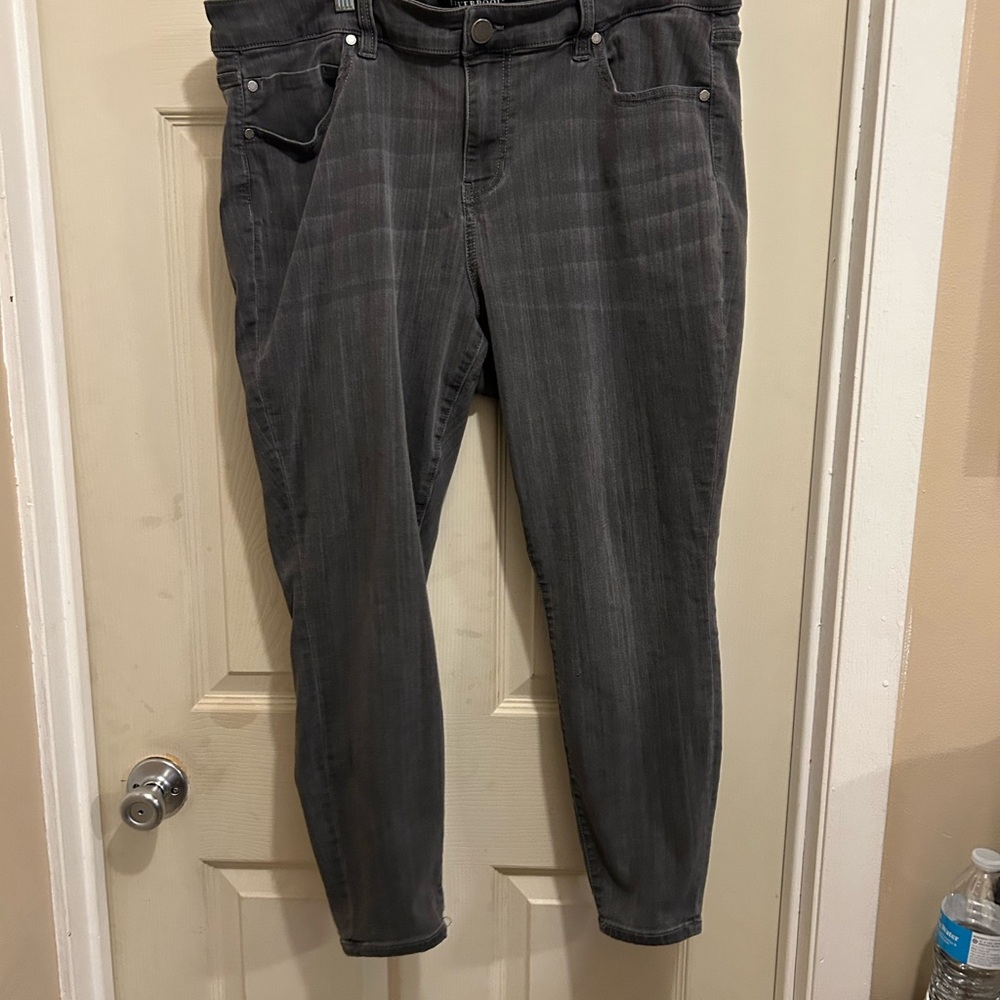 Liverpool Gray Straight leg Jeans Tapered Fit - Size 20 w